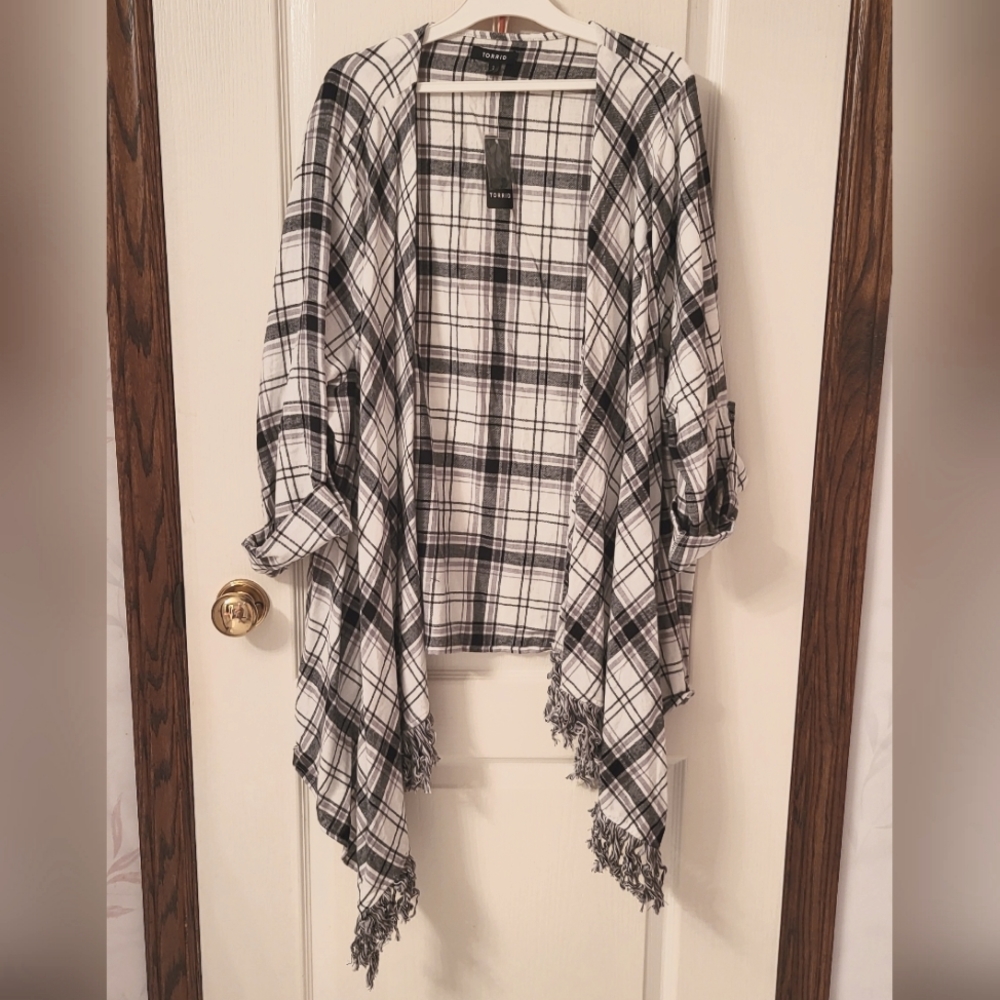 Torrid black/white Plaid jacket